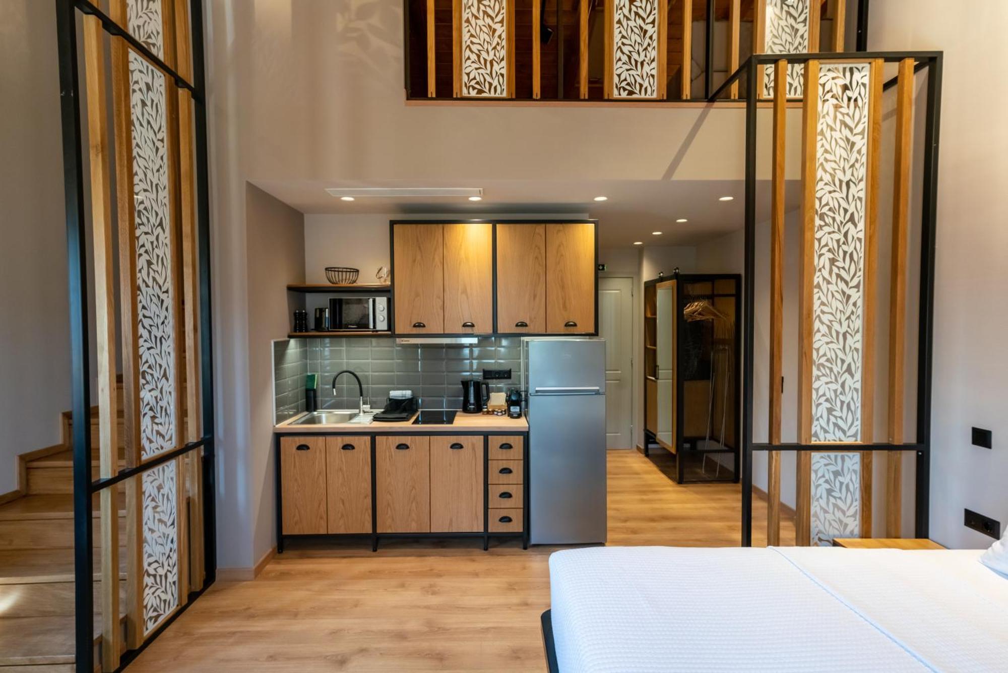 Kraka Apartments Leonídion Eksteriør bilde