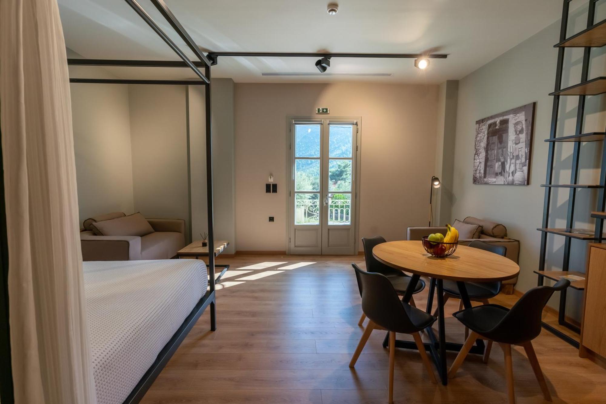 Kraka Apartments Leonídion Eksteriør bilde
